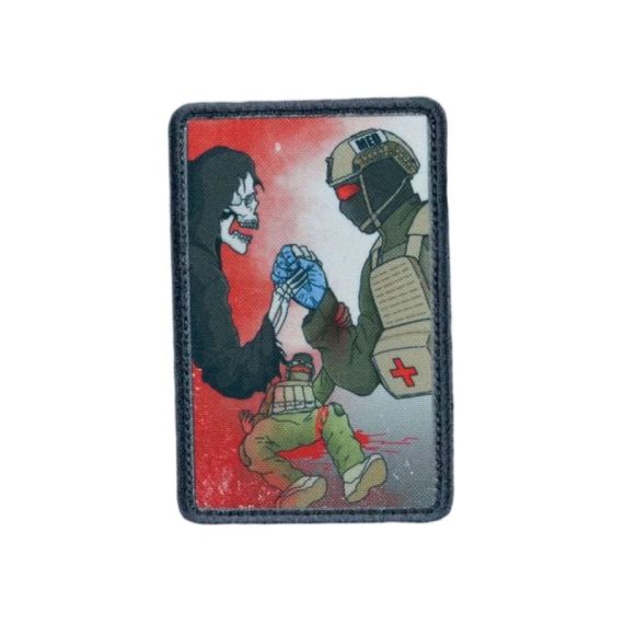 Нашивка, патч "Противостояние" тактическая с липучкой.